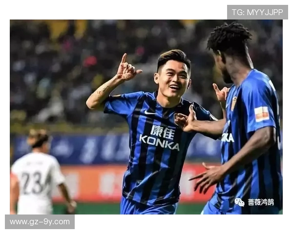 共创一号足球明星背后的故事与成就揭秘